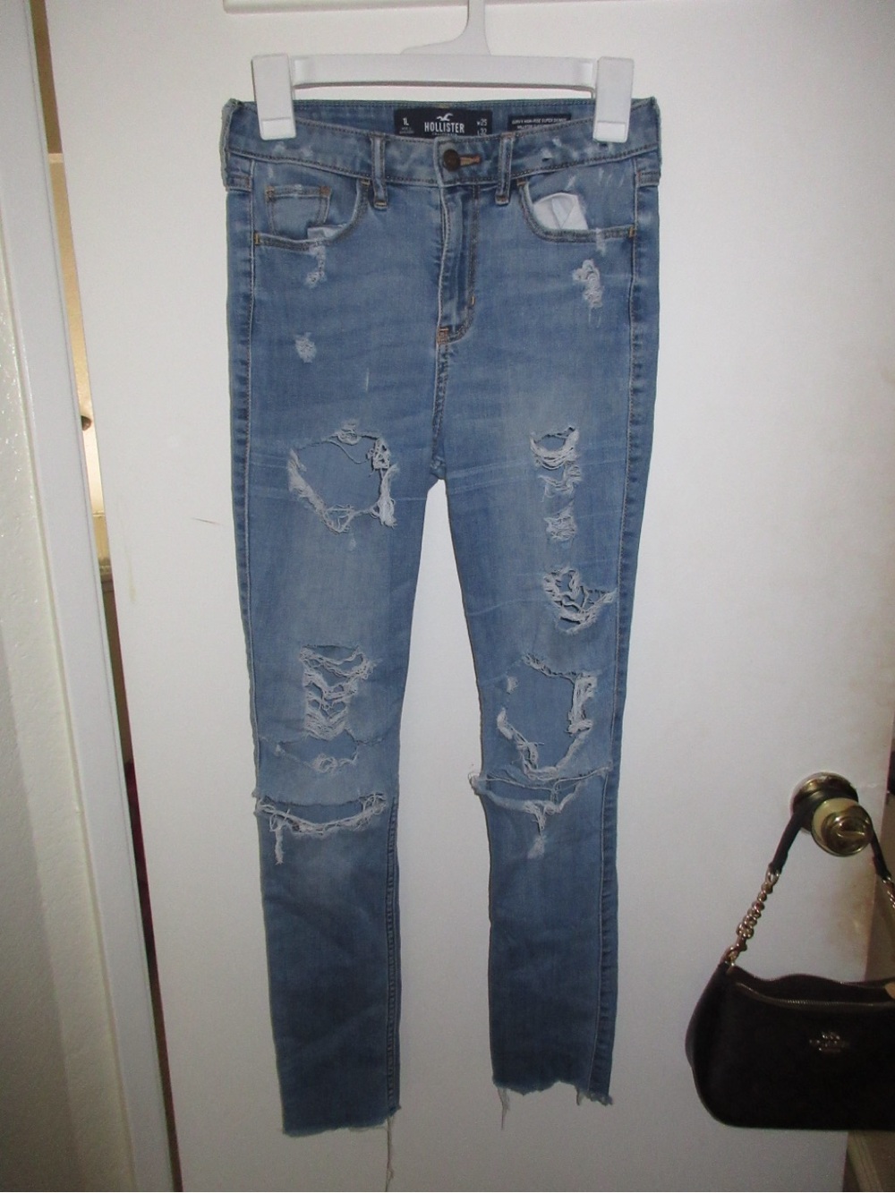Hollister Light Wash Ripped Skinny Jeans